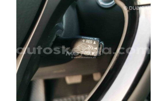 Nunua Imported Toyota C-HR Nyekundu Gari ndani ya Import - Dubai nchini Kati Kenya Nunua Imported Toyota C-HR Nyekundu Gari ndani ya Import - Dubai nchini Kati Kenya