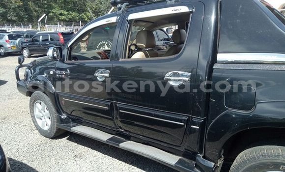 Oofamaa Toyota Hilux Black Makiinaa iti Nairobi keessatti Nairobi keessatti Oofamaa Toyota Hilux Black Makiinaa iti Nairobi keessatti Nairobi keessatti