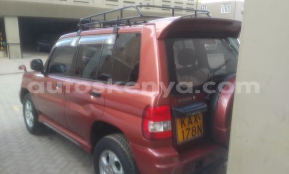 Oofamaa Mitsubishi Pajero Red Makiinaa iti Nairobi keessatti Nairobi keessatti Oofamaa Mitsubishi Pajero Red Makiinaa iti Nairobi keessatti Nairobi keessatti