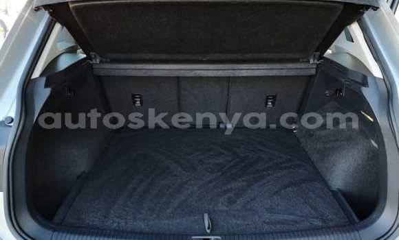 Nunua Ilio tumika Volkswagen Touareg Fedha Gari ndani ya Habaswein nchini Kaskazini Mashariki mwa Kenya Nunua Ilio tumika Volkswagen Touareg Fedha Gari ndani ya Habaswein nchini Kaskazini Mashariki mwa Kenya