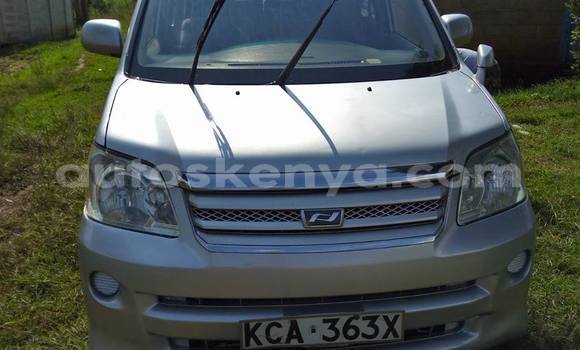 Oofamaa Toyota Noah Silver Makiinaa iti Nairobi keessatti Nairobi keessatti Oofamaa Toyota Noah Silver Makiinaa iti Nairobi keessatti Nairobi keessatti