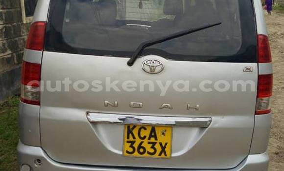 Oofamaa Toyota Noah Silver Makiinaa iti Nairobi keessatti Nairobi keessatti Oofamaa Toyota Noah Silver Makiinaa iti Nairobi keessatti Nairobi keessatti