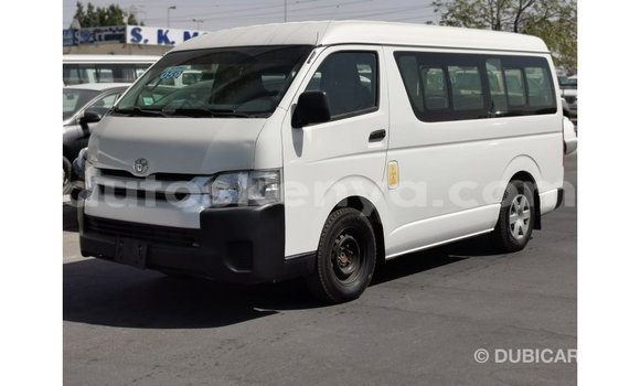 Buy Import Toyota Hiace White Car in Import - Dubai in Central Kenya Buy Import Toyota Hiace White Car in Import - Dubai in Central Kenya