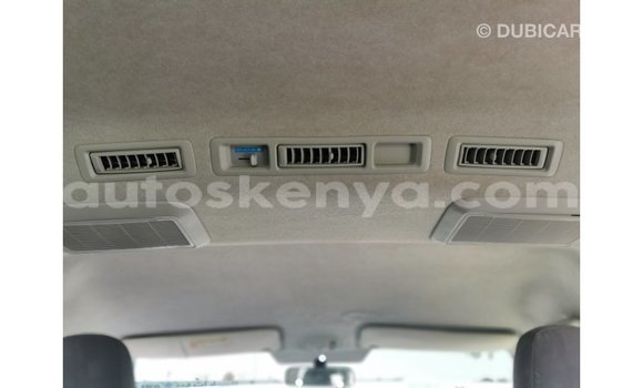 Buy Import Toyota Hiace White Car in Import - Dubai in Central Kenya Buy Import Toyota Hiace White Car in Import - Dubai in Central Kenya