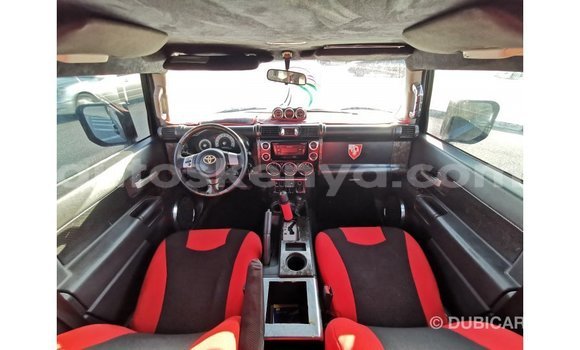 Buy Import Toyota FJ Cruiser Black Car in Import - Dubai in Central Kenya Buy Import Toyota FJ Cruiser Black Car in Import - Dubai in Central Kenya