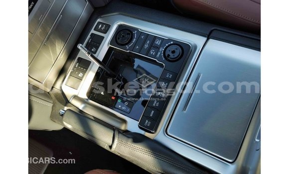 Buy Import Toyota Land Cruiser Black Car in Import - Dubai in Central Kenya Buy Import Toyota Land Cruiser Black Car in Import - Dubai in Central Kenya