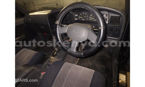 Buy Import Toyota Hilux Blue Car in Import - Dubai in Central Kenya Buy Import Toyota Hilux Blue Car in Import - Dubai in Central Kenya