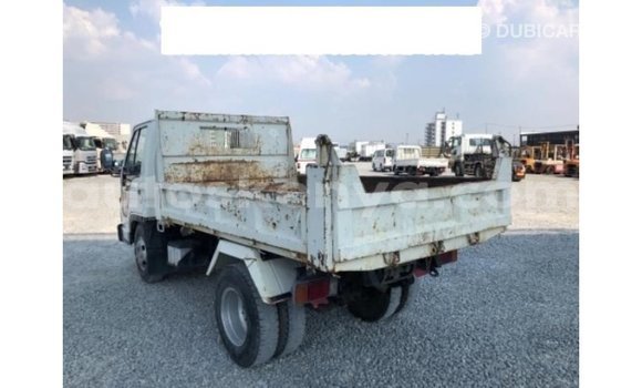 Buy Import Isuzu Elf White Truck in Import - Dubai in Central Kenya Buy Import Isuzu Elf White Truck in Import - Dubai in Central Kenya
