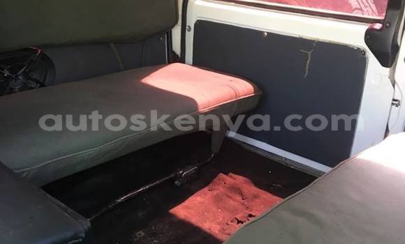 Nunua Ilio tumika Toyota Land Cruiser Nyeupe Gari ndani ya Nairobi nchini Nairobi Nunua Ilio tumika Toyota Land Cruiser Nyeupe Gari ndani ya Nairobi nchini Nairobi