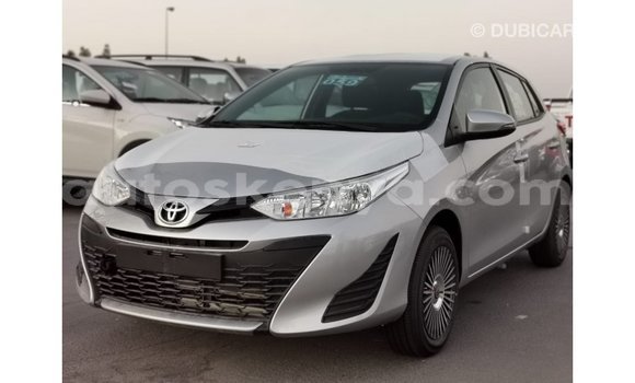 Nunua Imported Toyota Yaris Nyingine Gari ndani ya Import - Dubai nchini Kati Kenya Nunua Imported Toyota Yaris Nyingine Gari ndani ya Import - Dubai nchini Kati Kenya