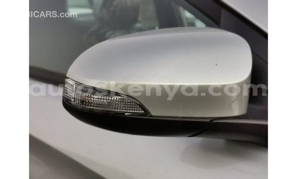 Nunua Imported Toyota Yaris Nyingine Gari ndani ya Import - Dubai nchini Kati Kenya Nunua Imported Toyota Yaris Nyingine Gari ndani ya Import - Dubai nchini Kati Kenya