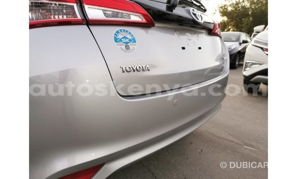 Nunua Imported Toyota Yaris Nyingine Gari ndani ya Import - Dubai nchini Kati Kenya Nunua Imported Toyota Yaris Nyingine Gari ndani ya Import - Dubai nchini Kati Kenya