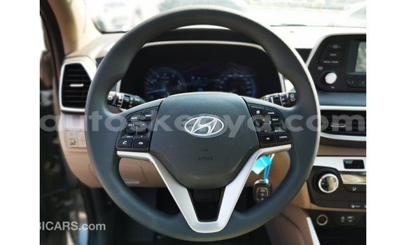 Nunua Imported Hyundai Tucson Kijani Gari ndani ya Import - Dubai nchini Kati Kenya Nunua Imported Hyundai Tucson Kijani Gari ndani ya Import - Dubai nchini Kati Kenya
