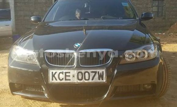 Oofamaa BMW 3–Series Black Makiinaa iti Nairobi keessatti Nairobi keessatti