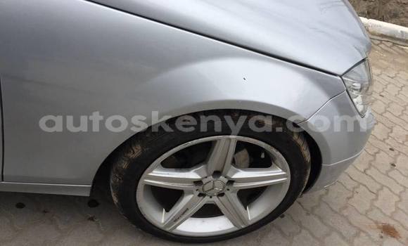 Nunua Ilio tumika Mercedes‒Benz C–Class Fedha Gari ndani ya Nairobi nchini Nairobi Nunua Ilio tumika Mercedes‒Benz C–Class Fedha Gari ndani ya Nairobi nchini Nairobi