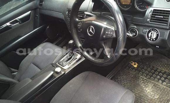 Nunua Ilio tumika Mercedes‒Benz C–Class Fedha Gari ndani ya Nairobi nchini Nairobi Nunua Ilio tumika Mercedes‒Benz C–Class Fedha Gari ndani ya Nairobi nchini Nairobi