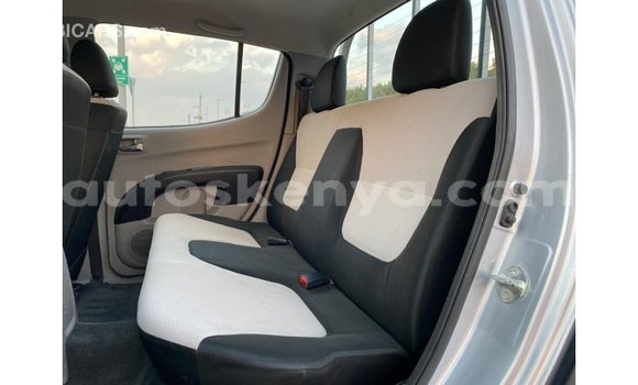 Buy Import Mitsubishi L200 Other Car in Import - Dubai in Central Kenya Buy Import Mitsubishi L200 Other Car in Import - Dubai in Central Kenya
