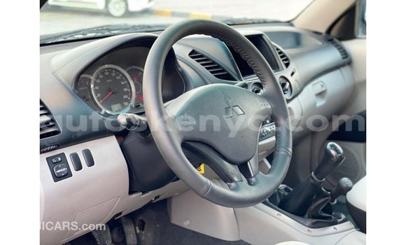 Buy Import Mitsubishi L200 Other Car in Import - Dubai in Central Kenya Buy Import Mitsubishi L200 Other Car in Import - Dubai in Central Kenya