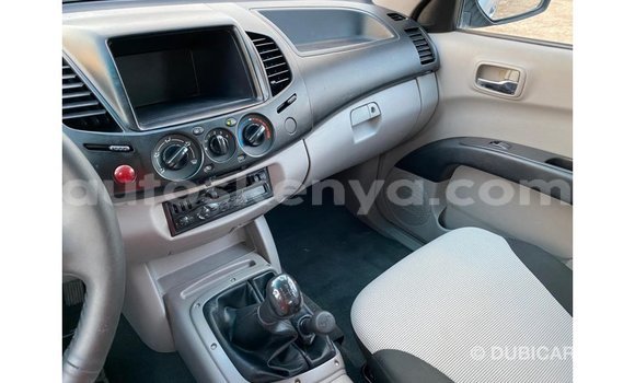 Buy Import Mitsubishi L200 Other Car in Import - Dubai in Central Kenya Buy Import Mitsubishi L200 Other Car in Import - Dubai in Central Kenya