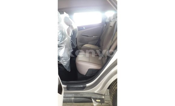 Nunua Imported Hyundai Tucson Nyingine Gari ndani ya Import - Dubai nchini Kati Kenya Nunua Imported Hyundai Tucson Nyingine Gari ndani ya Import - Dubai nchini Kati Kenya