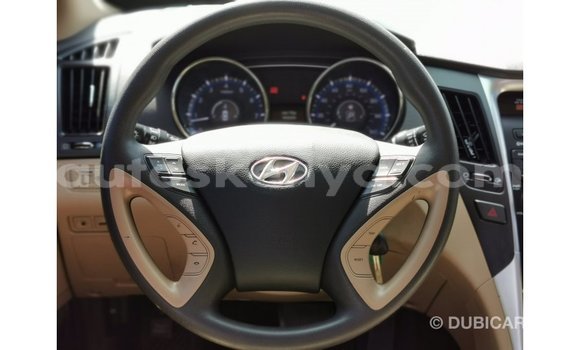 Nunua Imported Hyundai Sonata Nyekundu Gari ndani ya Import - Dubai nchini Kati Kenya Nunua Imported Hyundai Sonata Nyekundu Gari ndani ya Import - Dubai nchini Kati Kenya