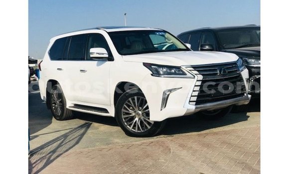 Nunua Imported Lexus LX Nyeupe Gari ndani ya Import - Dubai nchini Kati Kenya Nunua Imported Lexus LX Nyeupe Gari ndani ya Import - Dubai nchini Kati Kenya