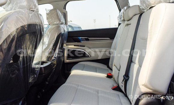 Buy Import Kia Carens White Car in Import - Dubai in Central Kenya Buy Import Kia Carens White Car in Import - Dubai in Central Kenya