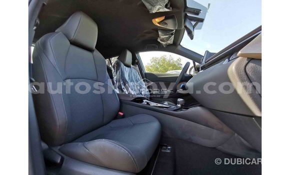 Imported Toyota C-HR Blue Makiinaa iti Import - Dubai keessatti Central Kenya keessatti Imported Toyota C-HR Blue Makiinaa iti Import - Dubai keessatti Central Kenya keessatti