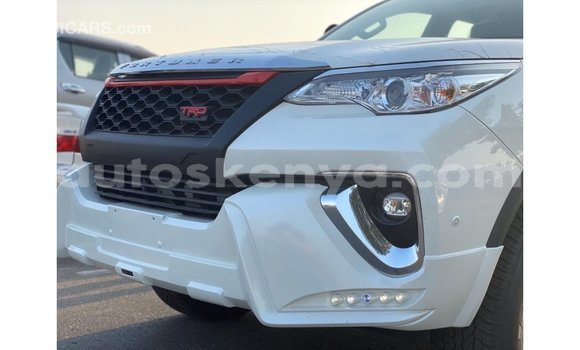 Buy Import Toyota Fortuner White Car in Import - Dubai in Central Kenya Buy Import Toyota Fortuner White Car in Import - Dubai in Central Kenya