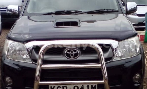 Oofamaa Toyota Hilux Black Makiinaa iti Nairobi keessatti Nairobi keessatti Oofamaa Toyota Hilux Black Makiinaa iti Nairobi keessatti Nairobi keessatti
