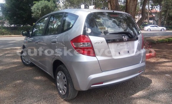 Oofamaa Honda Fit Silver Makiinaa iti Nairobi keessatti Nairobi keessatti Oofamaa Honda Fit Silver Makiinaa iti Nairobi keessatti Nairobi keessatti