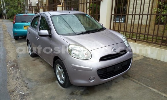 Oofamaa Nissan March Silver Makiinaa iti Nairobi keessatti Nairobi keessatti Oofamaa Nissan March Silver Makiinaa iti Nairobi keessatti Nairobi keessatti