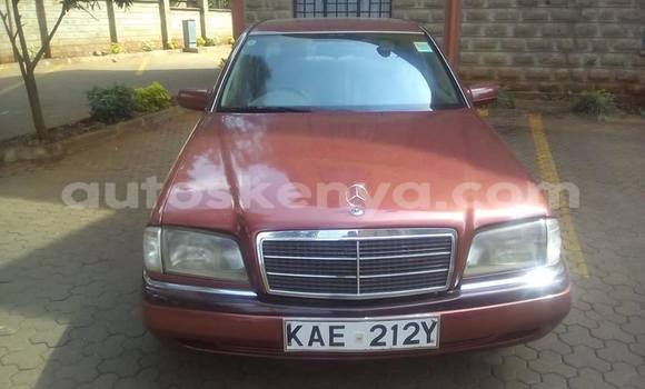 Oofamaa Mercedes‒Benz C–Class Brown Makiinaa iti Nairobi keessatti Nairobi keessatti Oofamaa Mercedes‒Benz C–Class Brown Makiinaa iti Nairobi keessatti Nairobi keessatti