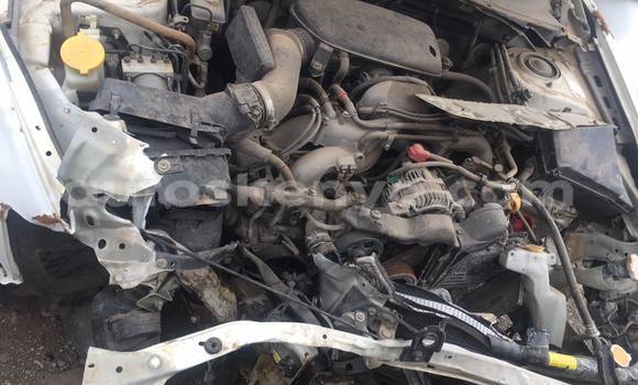 Nunua Ilio tumika Subaru Legacy Nyeupe Gari ndani ya Nairobi nchini Nairobi Nunua Ilio tumika Subaru Legacy Nyeupe Gari ndani ya Nairobi nchini Nairobi