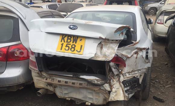 Nunua Ilio tumika Subaru Legacy Nyeupe Gari ndani ya Nairobi nchini Nairobi Nunua Ilio tumika Subaru Legacy Nyeupe Gari ndani ya Nairobi nchini Nairobi