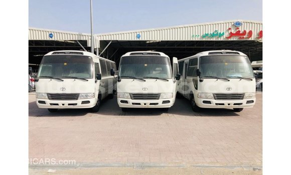 Nunua Imported Toyota Coaster Nyeupe Gari ndani ya Import - Dubai nchini Kati Kenya Nunua Imported Toyota Coaster Nyeupe Gari ndani ya Import - Dubai nchini Kati Kenya