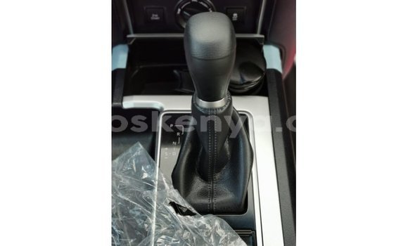 Nunua Imported Toyota Prado Nyeusi Gari ndani ya Import - Dubai nchini Kati Kenya Nunua Imported Toyota Prado Nyeusi Gari ndani ya Import - Dubai nchini Kati Kenya