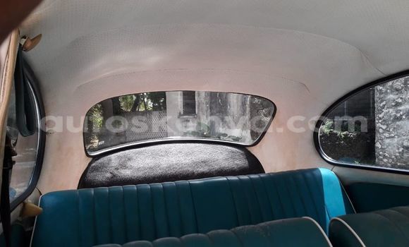 Buy Used Volkswagen Beetle White Car in Nairobi in Nairobi Buy Used Volkswagen Beetle White Car in Nairobi in Nairobi