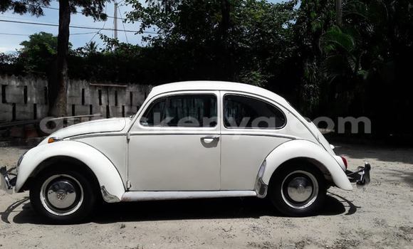 Buy Used Volkswagen Beetle White Car in Nairobi in Nairobi Buy Used Volkswagen Beetle White Car in Nairobi in Nairobi