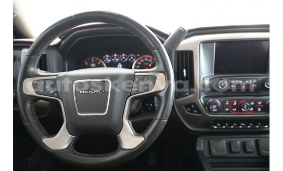 Imported GMC Sierra Black Makiinaa iti Import - Dubai keessatti Central Kenya keessatti Imported GMC Sierra Black Makiinaa iti Import - Dubai keessatti Central Kenya keessatti