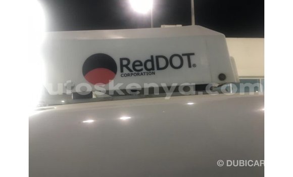 Nunua Imported Volkswagen Caddy Nyeupe Gari ndani ya Import - Dubai nchini Kati Kenya Nunua Imported Volkswagen Caddy Nyeupe Gari ndani ya Import - Dubai nchini Kati Kenya