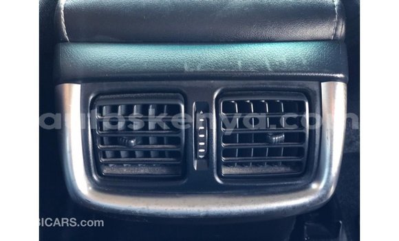 Buy Import Toyota Hilux White Car in Import - Dubai in Central Kenya Buy Import Toyota Hilux White Car in Import - Dubai in Central Kenya