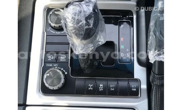 Buy Import Toyota Land Cruiser White Car in Import - Dubai in Central Kenya Buy Import Toyota Land Cruiser White Car in Import - Dubai in Central Kenya