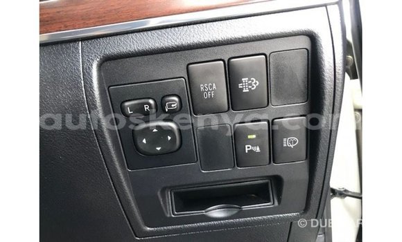 Buy Import Toyota Land Cruiser White Car in Import - Dubai in Central Kenya Buy Import Toyota Land Cruiser White Car in Import - Dubai in Central Kenya