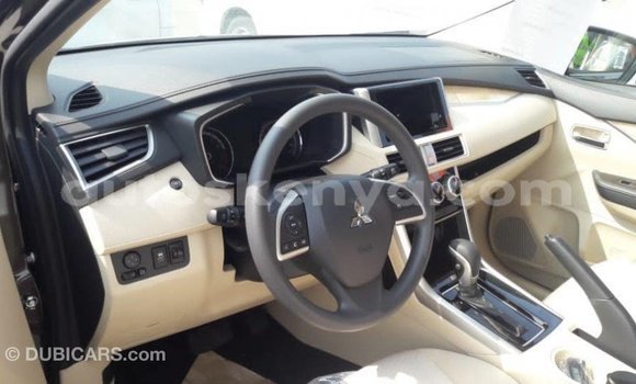 Nunua Imported Mitsubishi Outlander Brown Gari ndani ya Import - Dubai nchini Kati Kenya Nunua Imported Mitsubishi Outlander Brown Gari ndani ya Import - Dubai nchini Kati Kenya