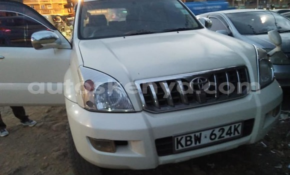 Nunua Ilio tumika Toyota Land Cruiser Prado Nyeupe Gari ndani ya Nairobi nchini Nairobi Nunua Ilio tumika Toyota Land Cruiser Prado Nyeupe Gari ndani ya Nairobi nchini Nairobi