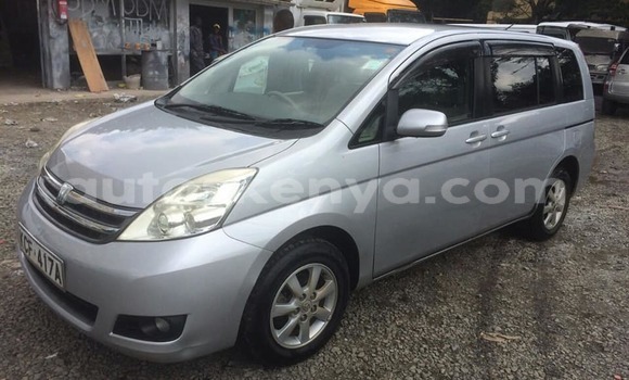 Nunua Ilio tumika Toyota ISIS Fedha Gari ndani ya Nairobi nchini Nairobi Nunua Ilio tumika Toyota ISIS Fedha Gari ndani ya Nairobi nchini Nairobi