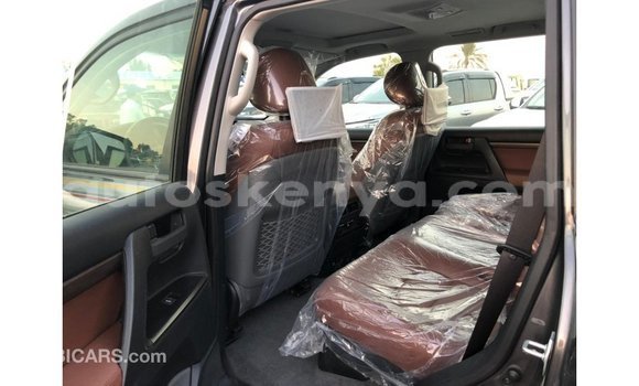 Nunua Imported Toyota Land Cruiser Nyingine Gari ndani ya Import - Dubai nchini Kati Kenya Nunua Imported Toyota Land Cruiser Nyingine Gari ndani ya Import - Dubai nchini Kati Kenya