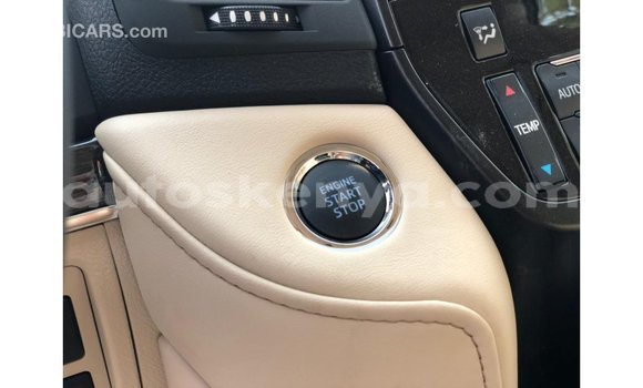 Buy Import Toyota Land Cruiser Black Car in Import - Dubai in Central Kenya Buy Import Toyota Land Cruiser Black Car in Import - Dubai in Central Kenya