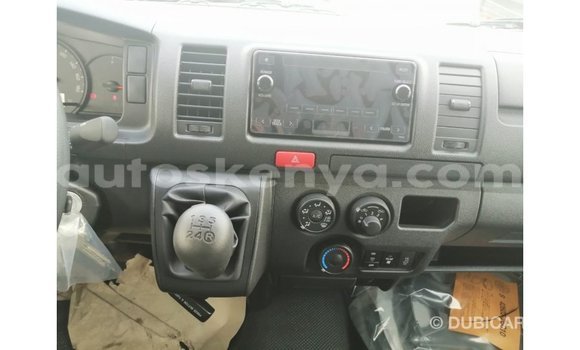 Imported Toyota DA White Netiree iti Import - Dubai keessatti Central Kenya keessatti Imported Toyota DA White Netiree iti Import - Dubai keessatti Central Kenya keessatti